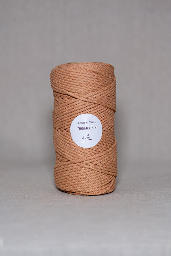 Bobine de corde à macramé 4 mm 100 mètres terracotta