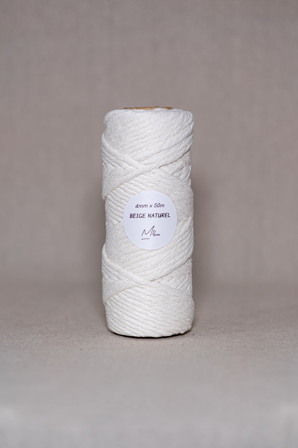 Bobine de corde à macramé peignée 4 mm 50 mètres beige