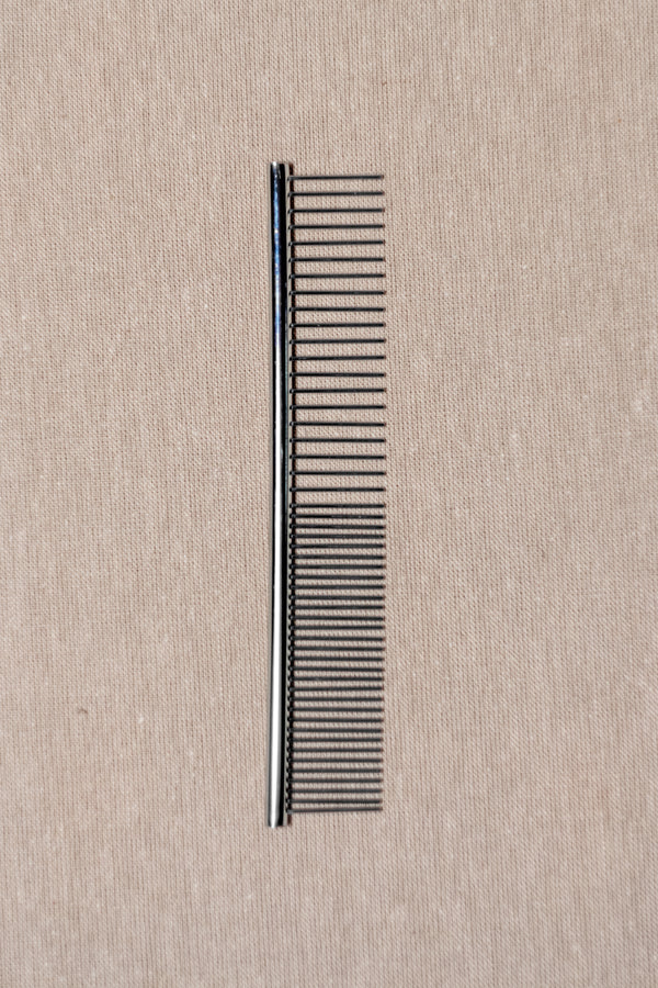Peigne à macramé en métal